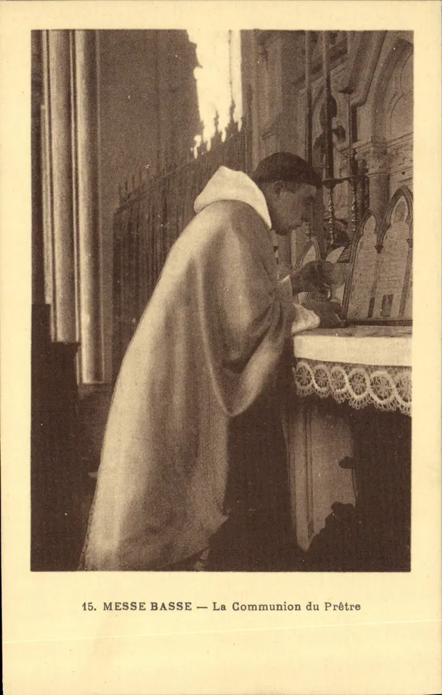 Missa baixa — A Comunhão do Sacerdote — Série 15 - Frente