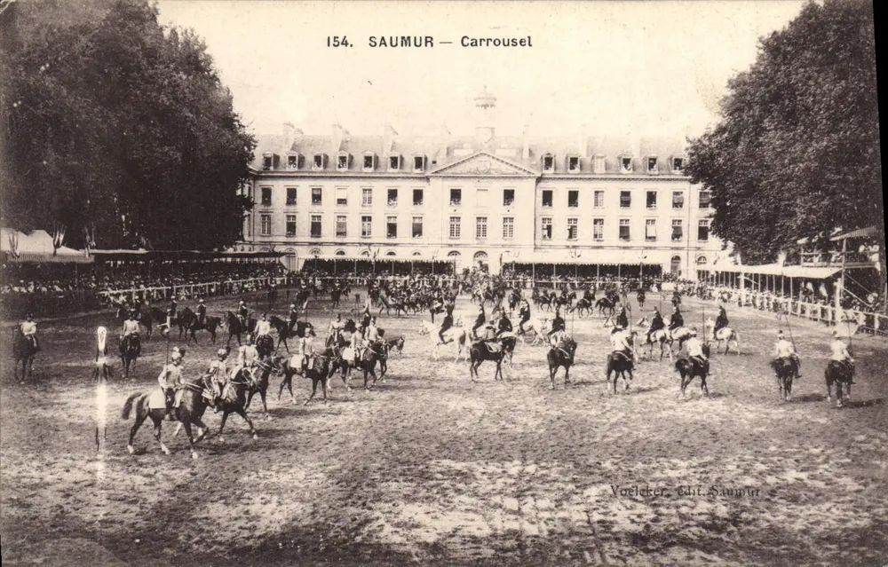 Saumur — Carrossel — Voelcker, Edit. Saumur - Frente
