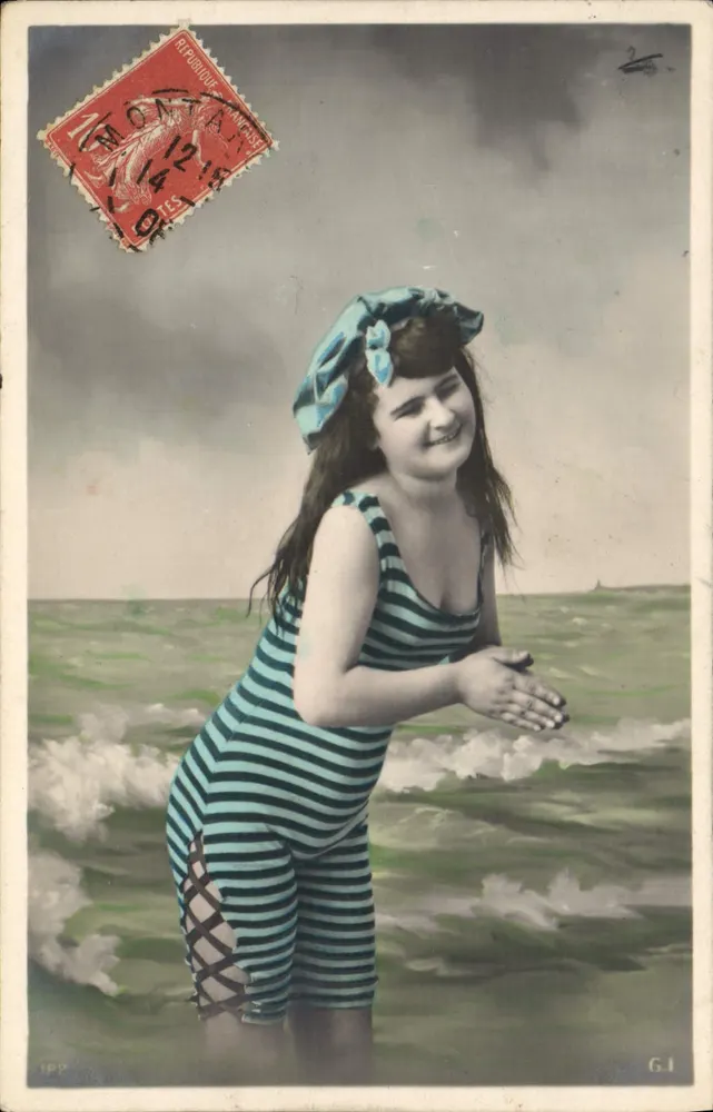 Frau im gestreiften Badeanzug am Strand — G.I. — Edition IMPERT, Paris - Vorderseite
