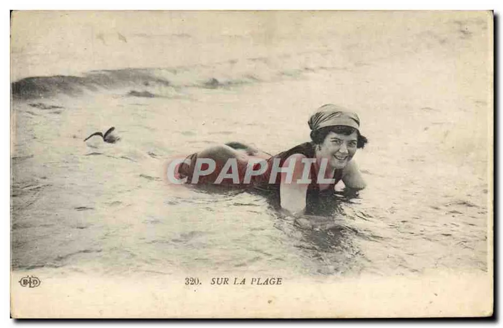 Frau im Badeanzug am Strand — Verlag B.D.P., Nr. 320 - Vorderseite