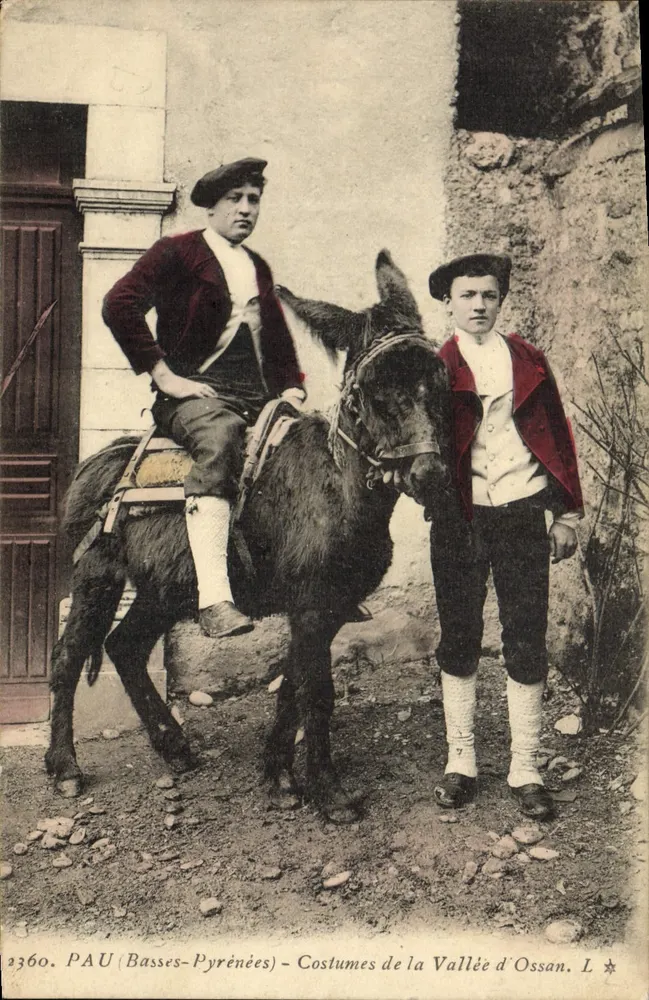 Trajes da Vale de Ossan — Pau (Basses-Pyrénées) — L. ★ - Frente