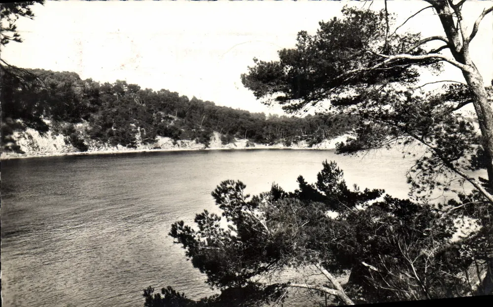 Anse de Méjean — Toulon — Éditions du Globe - Frente