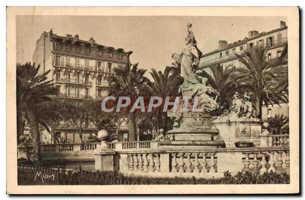 Toulon — La Place de la Liberté — Monument de la Fédération (André Alliar, Bildhauer) - Vorderseite