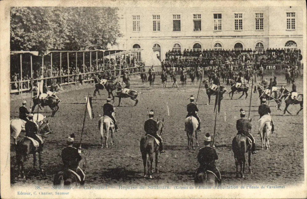 Saumur — Carrousel — Reprise de Sauteurs — Auszug aus dem Reitalbum der Kavallerieschule - Vorderseite