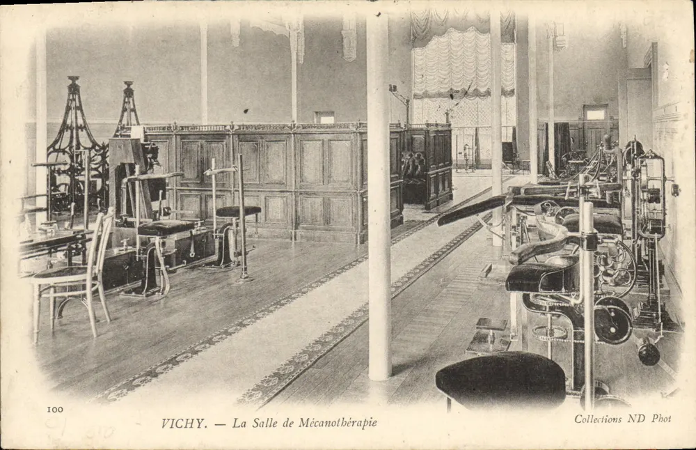 Vichy — Sala de Mecanoterapia — Coleções ND Fot n°100 - Frente