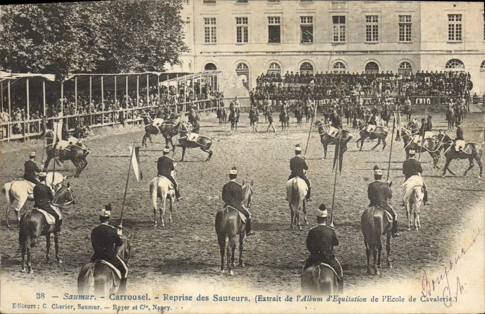Saumur — Karussell. Reprise des Sauteurs — Verleger C. Charier, Saumur. Royer et Cie, Nancy. - Vorderseite