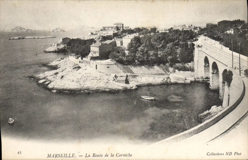 Marseille — A Rua da Corniche — Collections ND Phot - Frente