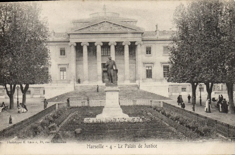Marseille — O Palácio de Justiça — Fototipo E. Laco, 19, rue Thubaneau - Frente