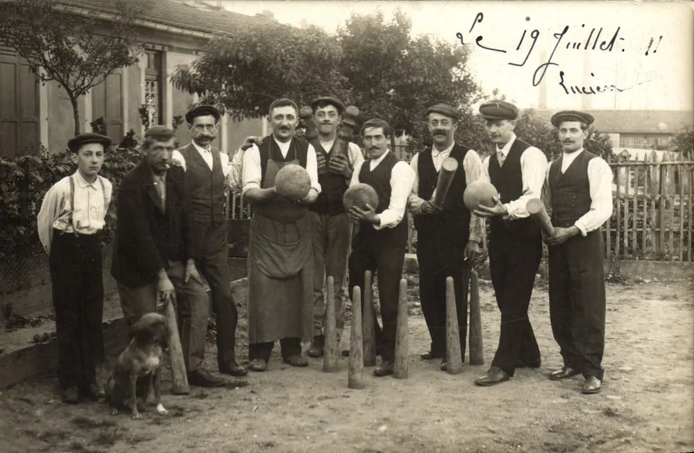 Pétanque-Spieler-Team in Luciey — 19. Juli 1911 — Luciey - Vorderseite
