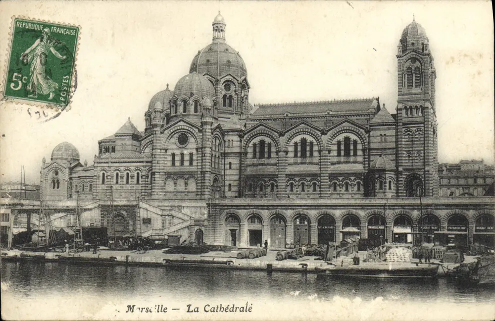 Marselha — A Catedral — Editor não visível, número de série ilegível - Frente