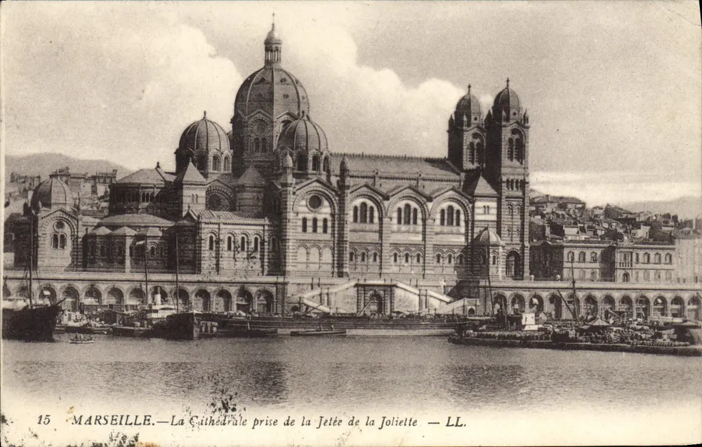 Marseille — Ansicht der Kathedrale von der Joliette-Pier — LL. n°15 - Vorderseite