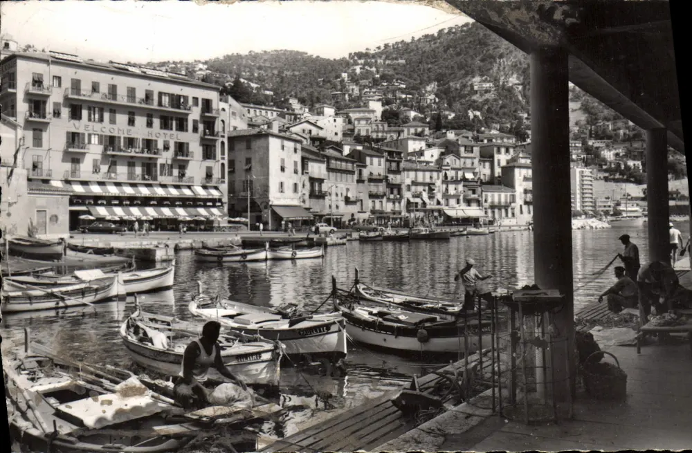 Villefranche-sur-Mer — Hafen und Hotel Welcome — Les Éditions Française - Vorderseite