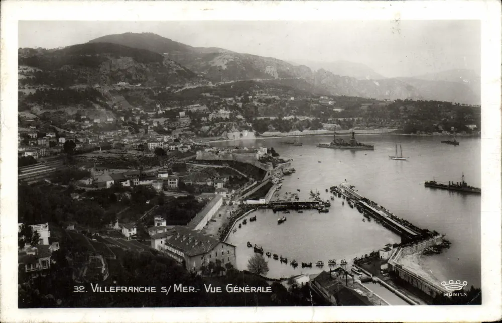 Villefranche-sur-Mer — Vista Geral — Éditions L'Art Ménier, Nice - Frente