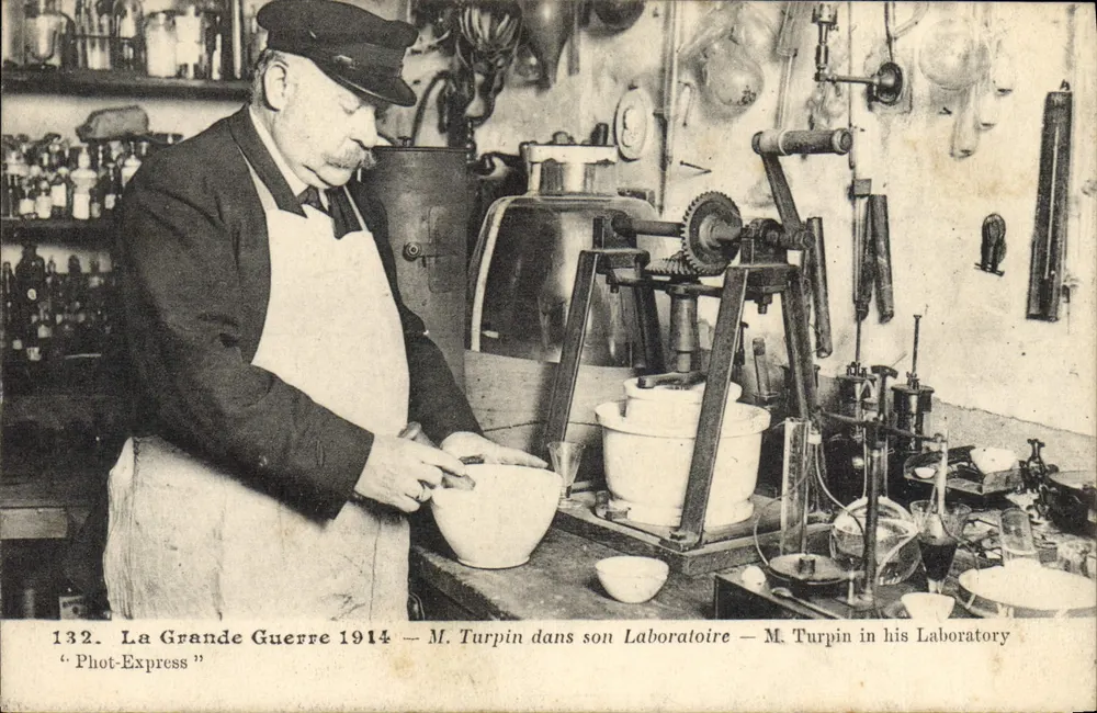 Herr Turpin in seinem Laboratorium — Der Große Krieg 1914 — Phot-Express - Vorderseite