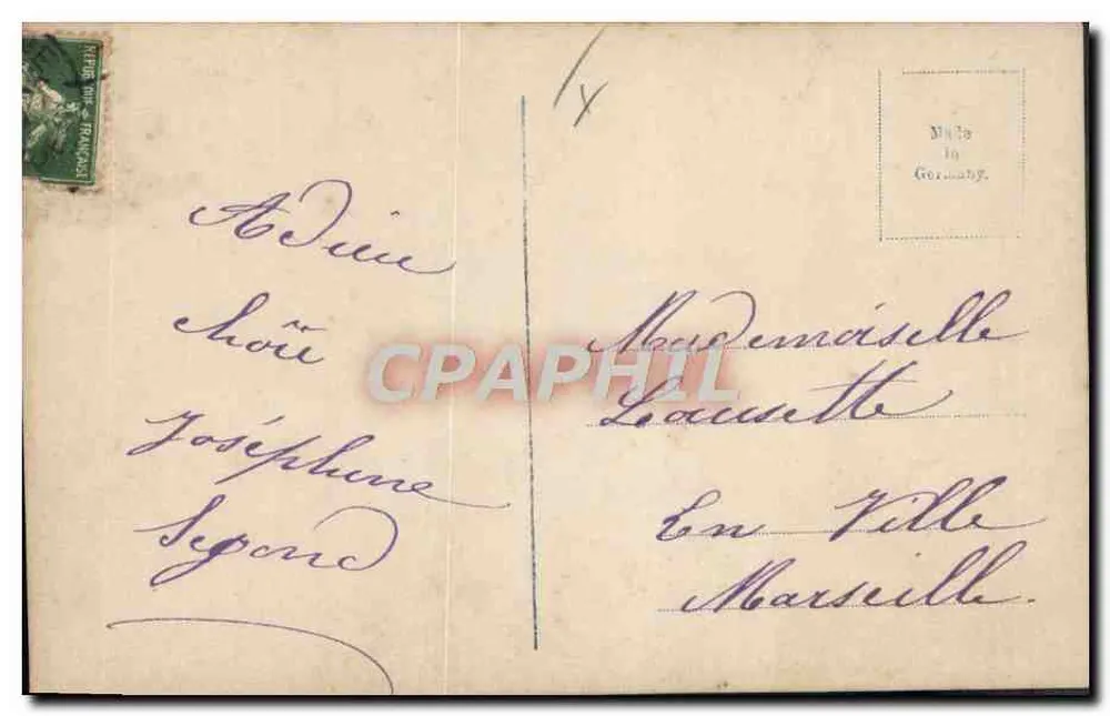 Mulher em maiô verde em um barco — n° 4241-10 - Verso
