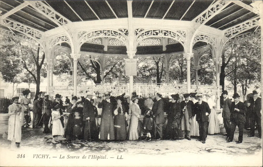 Vichy — Uitzicht op de Bron van het ziekenhuis — LL, n° 314 - Voorkant