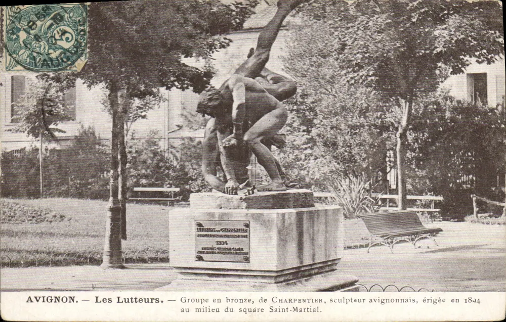 AVIGNON — Die Ringkämpfer — Bronze-Gruppe von Charpentier, Avignoner Bildhauer, errichtet 1894 in der Mitte des Platzes Saint-Martial - Vorderseite