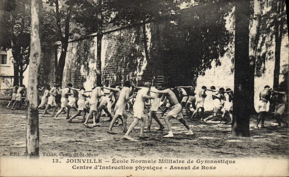Joinville — Militärische Normale Gymnastikschule — Boxkampf — Edit. Jouvet, Tabac, Camp de St-Maur - Vorderseite