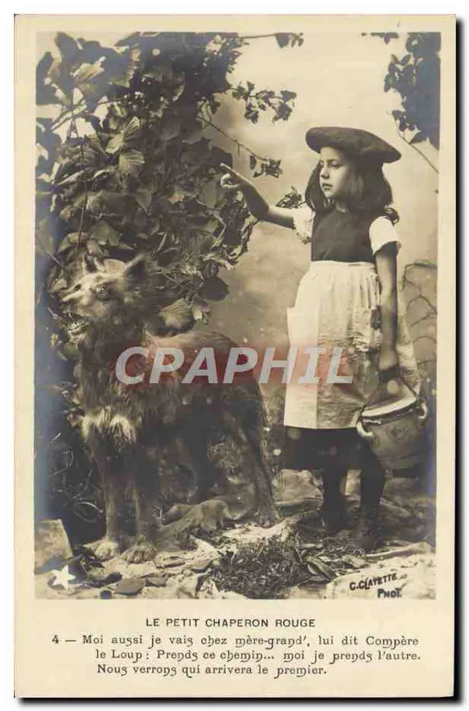O Capuz Vermelho — cena com o Lobo — G. Clavette Fot. - Frente