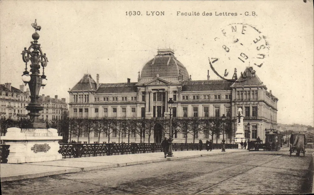 Lyon - Faculdade de Letras - C.B. - Frente