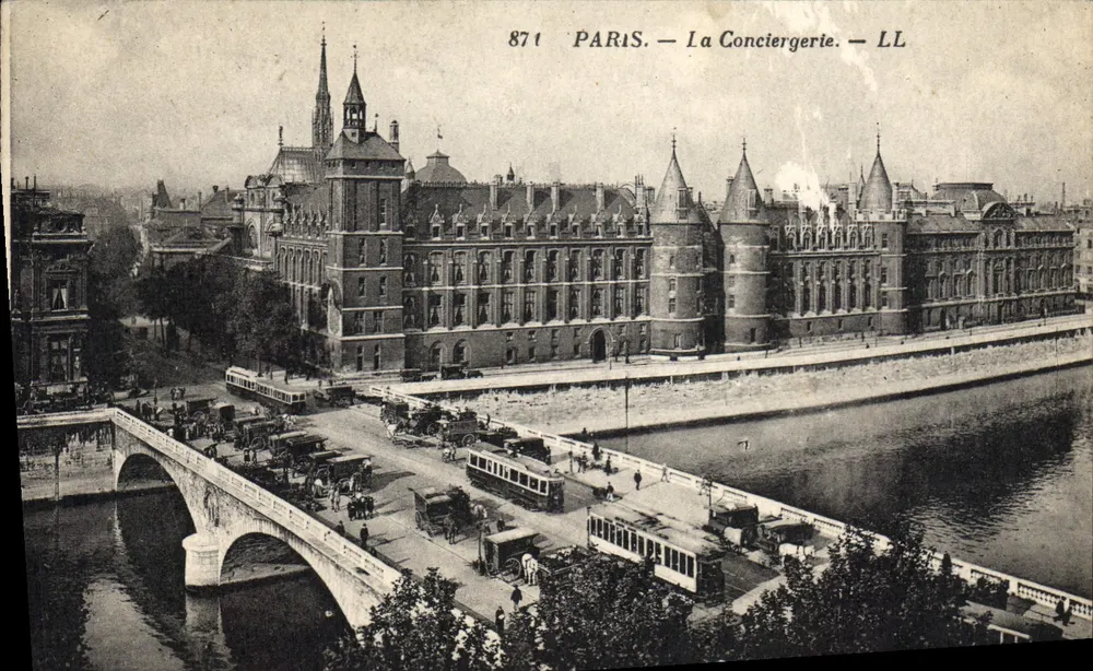 Paris — A Conciergerie — LL - Frente