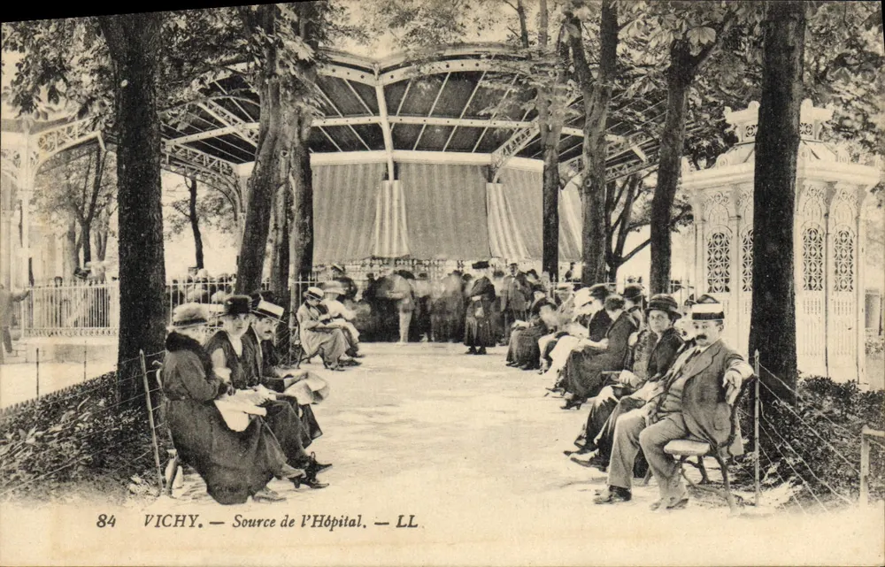 Vichy — Fonte do Hospital — LL - Frente