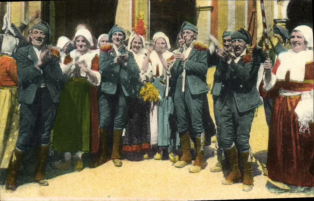 Velhos trajes pirenaicos — Noiva massatoise em Marrat, Ariège — Photochromo Labouchère, n° 9 - Frente