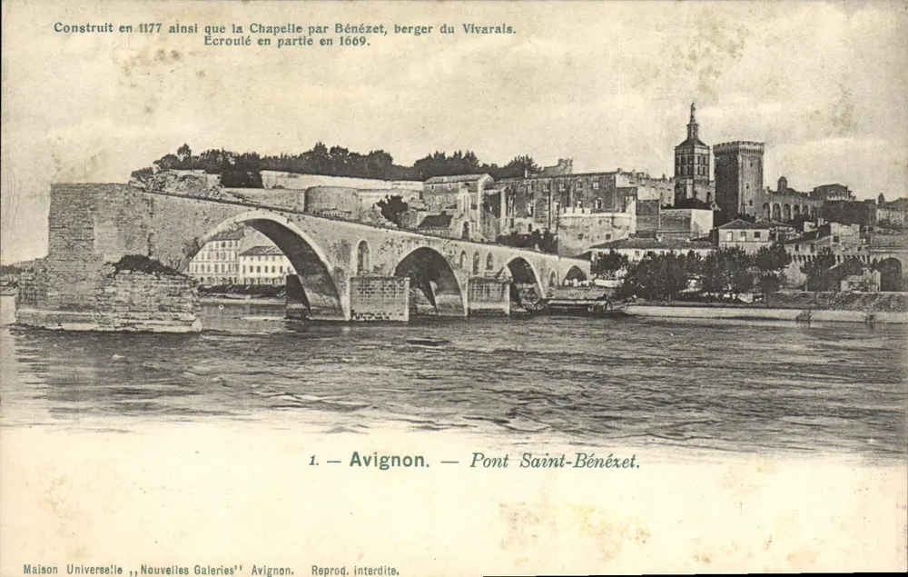 Avignon — Ponte Saint-Bénézet — Casa Universal, Novas Galerias, Avignon - Frente