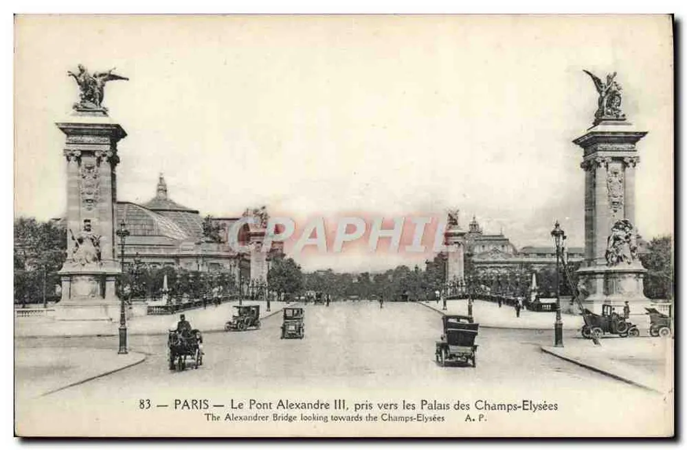 Paris — Der Pont Alexandre III, aufgenommen in der Nähe des Palais des Champs-Élysées — A.P. - Vorderseite