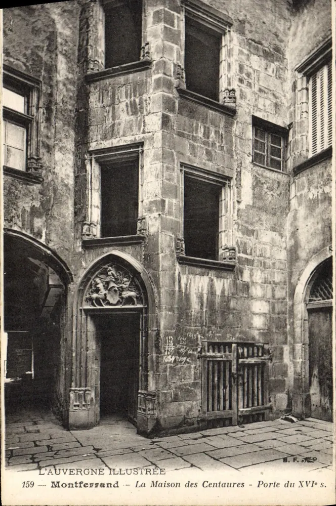 Montferrand — Das Haus der Zentauren — Tür aus dem 16. Jahrhundert — Illustrierte Auvergne, Nr. 159 - Vorderseite