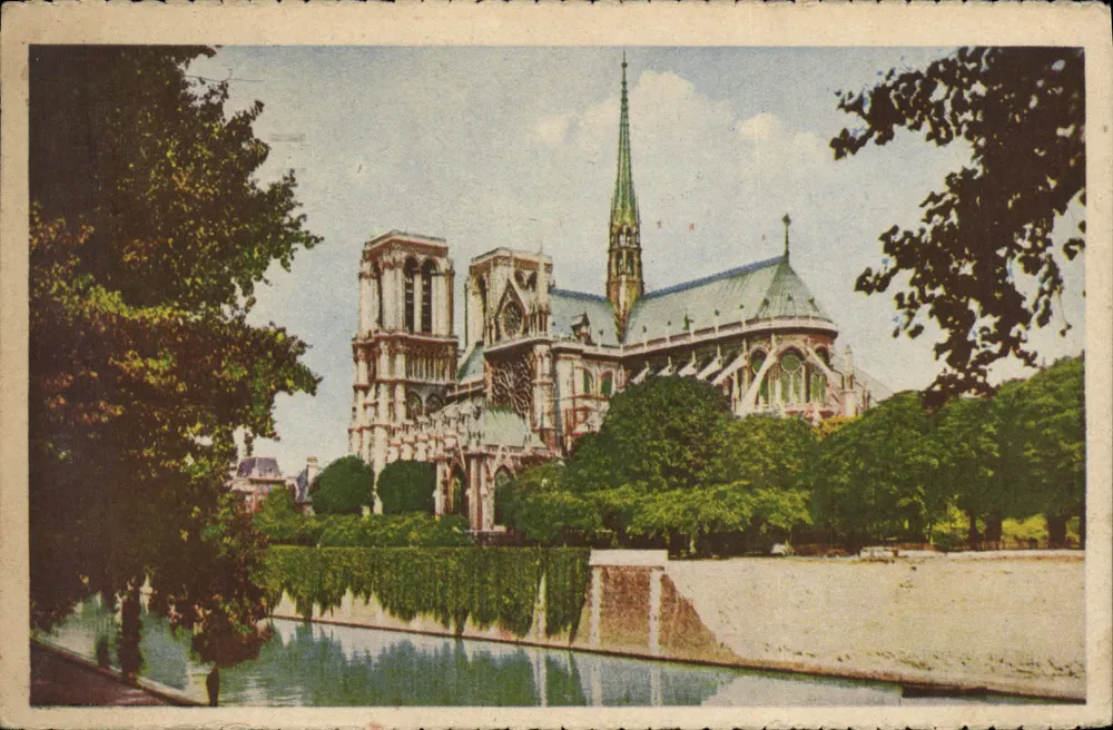 Notre-Dame de Paris — vista desde a Sena — editor Paris, 77 - Notre-Dame, o Chevet - Frente