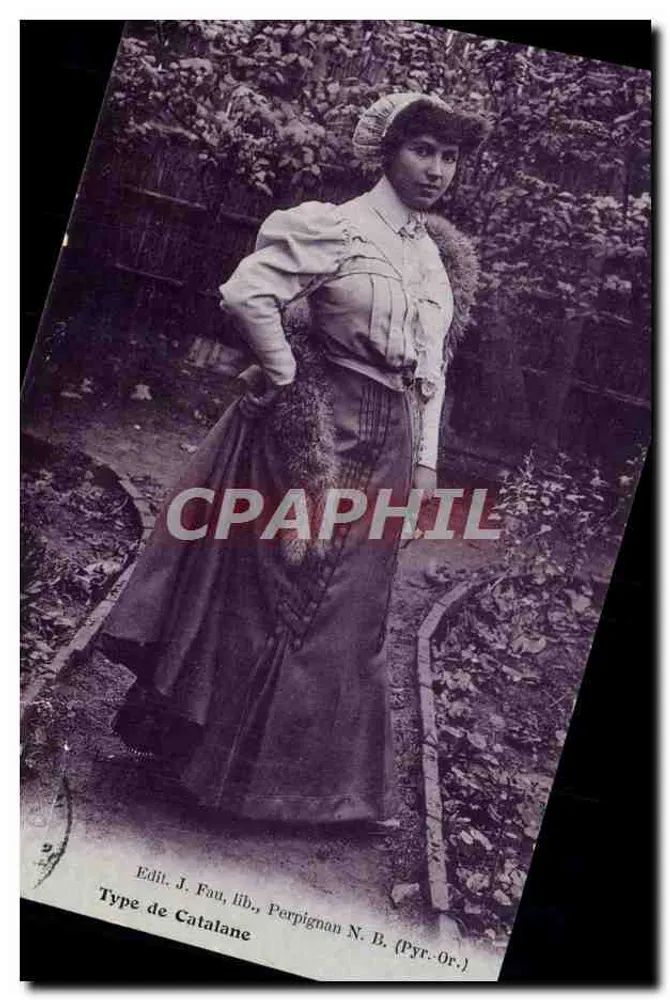 Femme en costume catalan — Portrait en extérieur — Éditeur J. Fau, lib., Perpignan N. B. (Pyr. Or.) - Awers