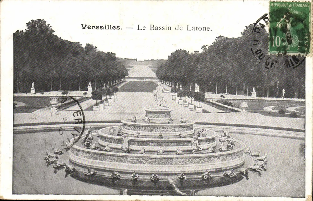 Versailles. — O Bassin de Latone. - Frente