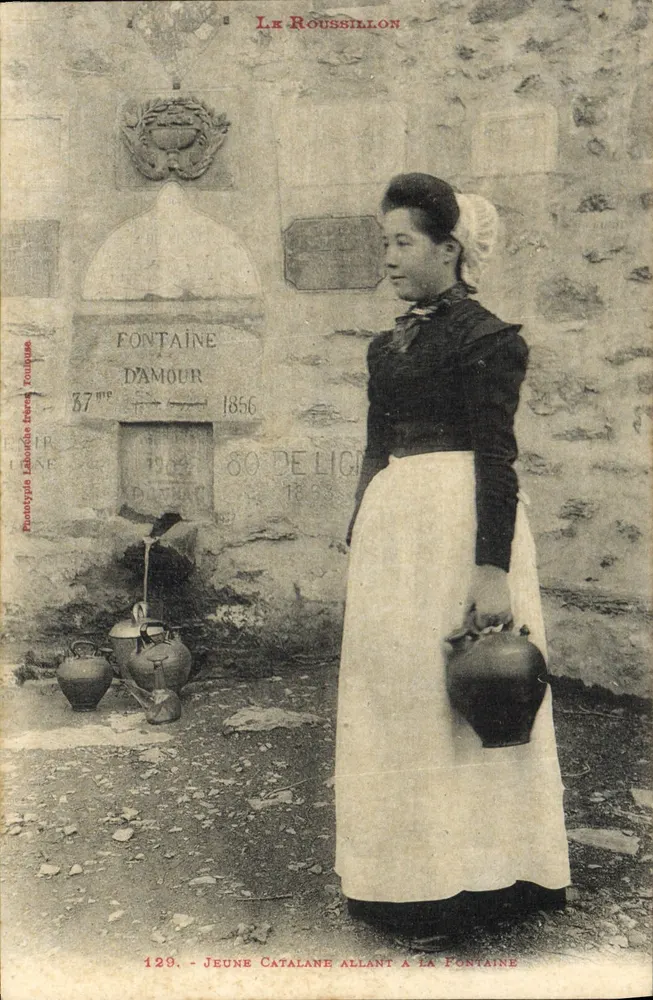 Junge Katalonin auf dem Weg zur Quelle — Le Roussillon — Phototypie Labordère frères, Toulouse, n°129 - Vorderseite