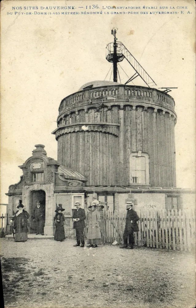 Puy-de-Dôme (1.465 Meter) — Observatoire genannt der Große Vater der Auvergnaten — Verlag E. A. - Vorderseite