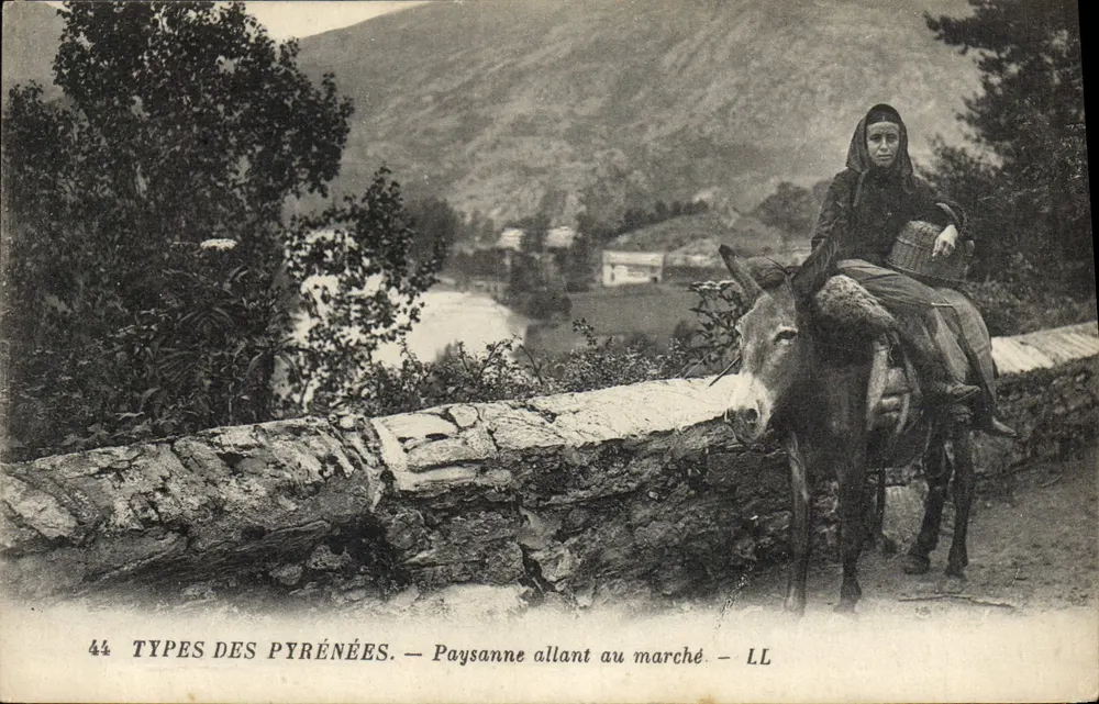 Camponesa indo ao mercado — LL — Tipos das Pirineus - Frente