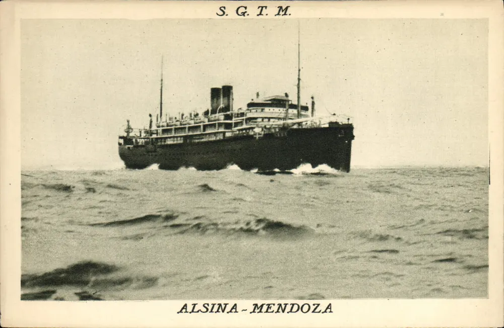 S.G.T.M. — Navio ALSINA-MENDOZA no mar — Sociedade Geral de Transportes Marítimos - Frente