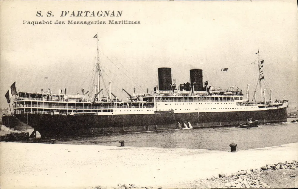 S.S. D'ARTAGNAN — Dampfer der Messageries Maritimes — Ansichtskarte - Vorderseite