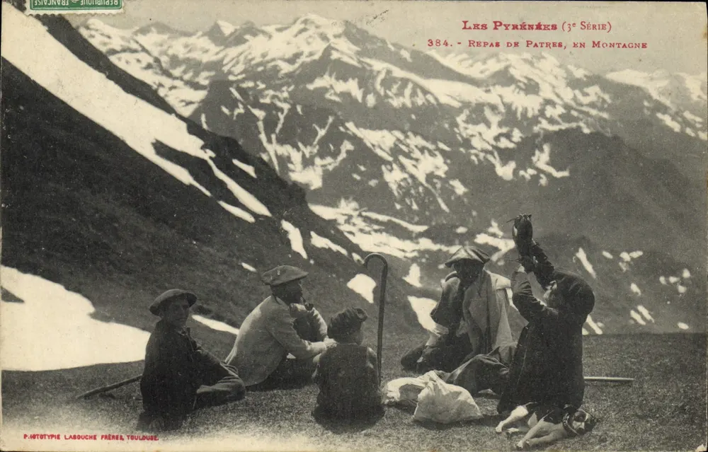Die Pyrenäen (3. Serie) — Mahlzeit der Pilger in den Bergen — Phototype Labouche Frères, Toulouse - Vorderseite