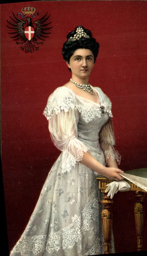 A Rainha da Itália — retrato em traje de corte — Stengel & Co., G.m.b.H., Dresden 28971 - Frente