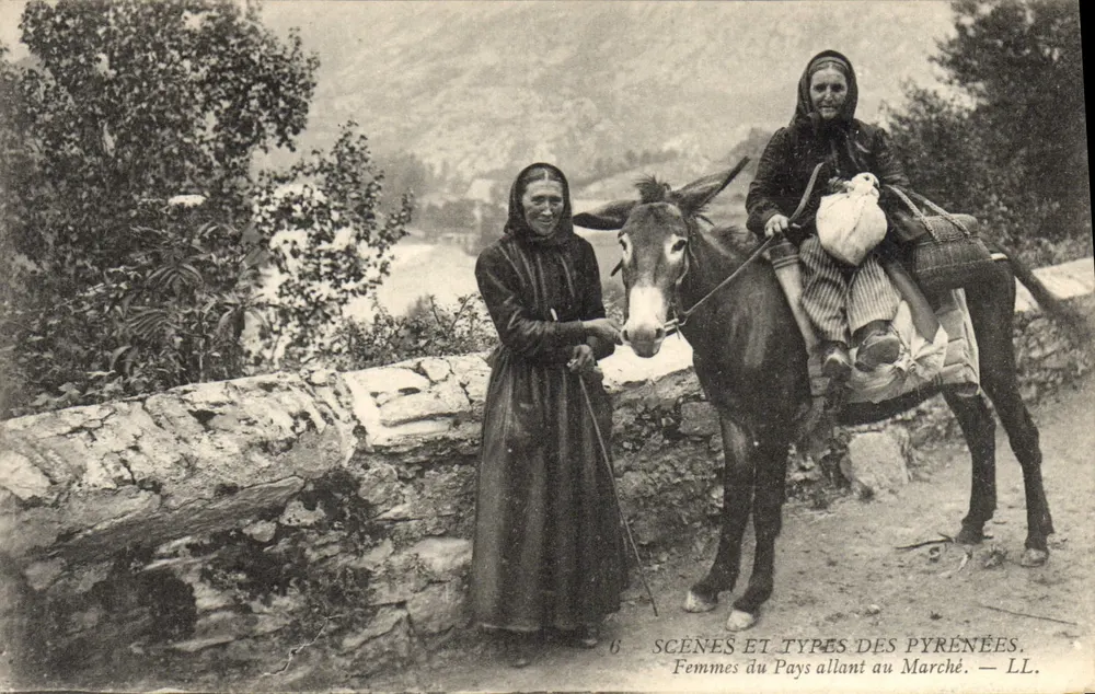 Frauen aus dem Land auf dem Weg zum Markt — SCÈNES ET TYPES DES PYRÉNÉES. — LL. - Vorderseite