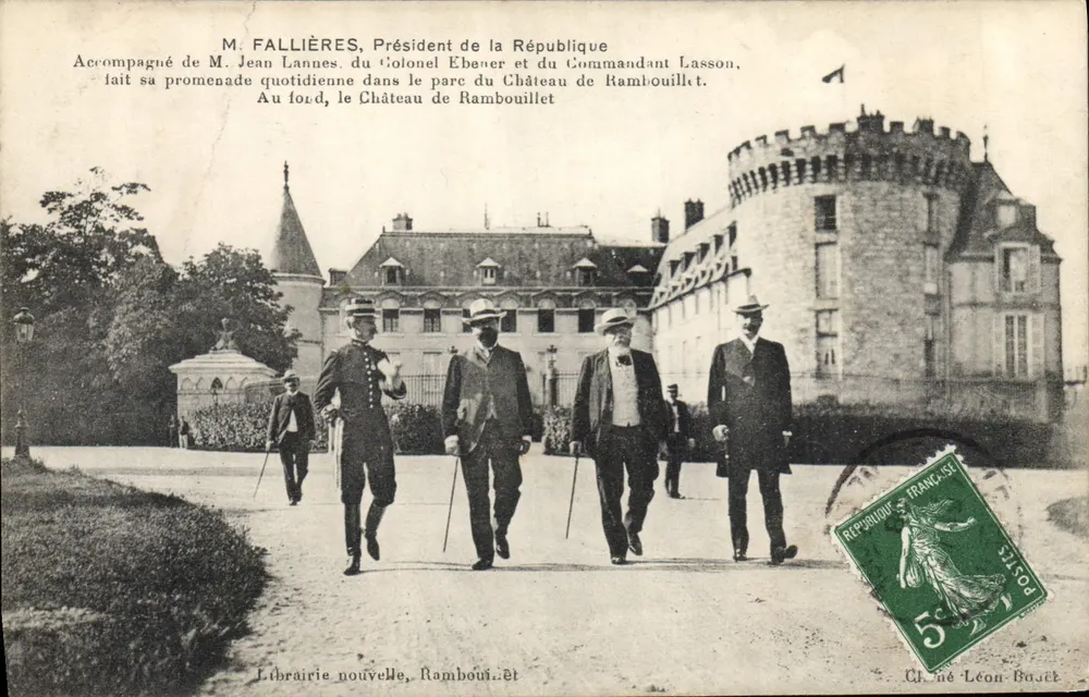 Herr Fallières, Präsident der Republik — Spaziergang im Schloss Rambouillet — Librairie nouvelle, Rambouillet - Vorderseite