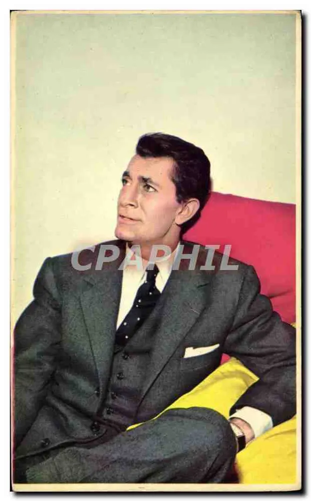 Jean-Claude Pascal — portrait en costume trois-pièces — Éditions P. I., Paris - Frente