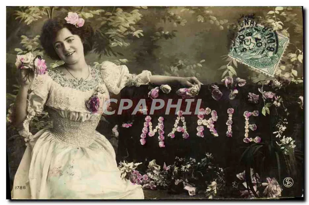 Frau in einem blumigen Kleid — 'MARIE' in Blumenbuchstaben — Verleger S, Nr. 1786 - Vorderseite