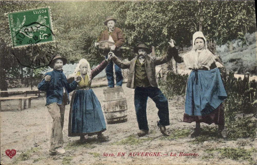 EM AUVERGNE — A Bourrée — Impressora Fototipográfica de La Havane - Frente