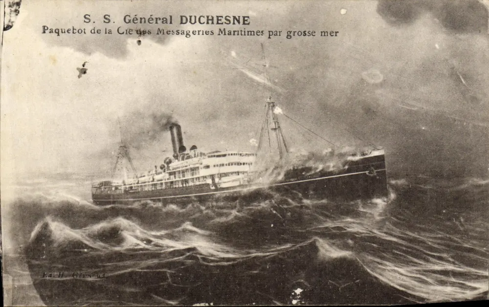 S.S. Général Duchesne — Dampfschiff der Gesellschaft Messageries Maritimes in stürmischen Gewässern — Verlag La H. Grenaud - Vorderseite