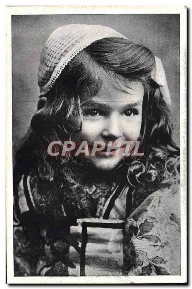 Menina com chapéu com motivos — retrato de estúdio — carta postal francesa - Frente
