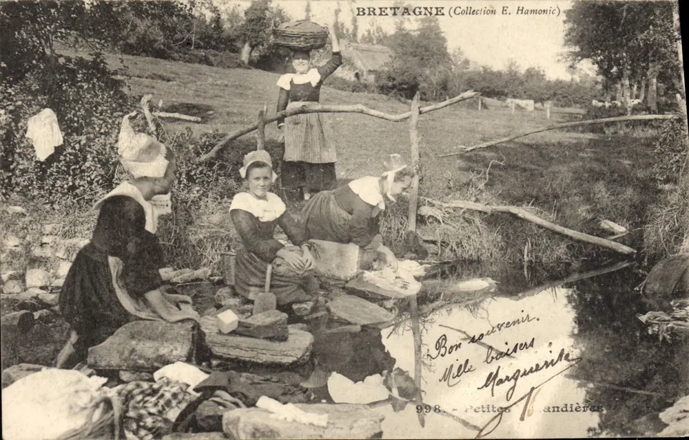 Bretanha — Mulheres lavadeiras — Coleção E. Hamonic, n° 998 - Frente