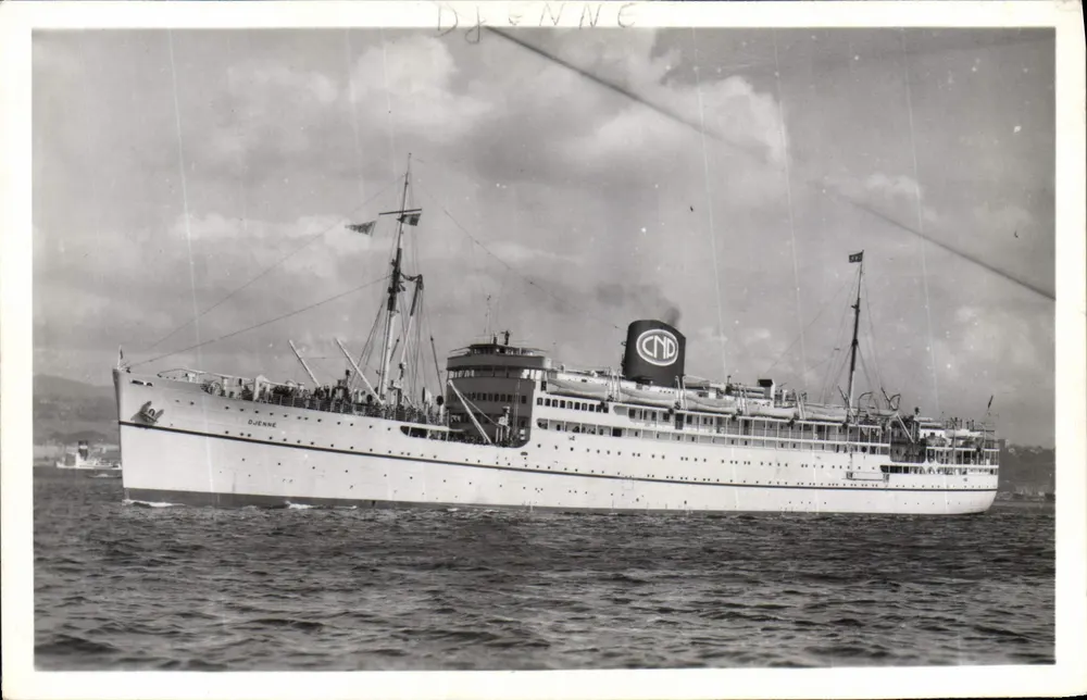 Der Dampfer Djenne — Compagnie Nord de Navigation — Verlag Gabriel De Laire, Nr. 4 - Vorderseite