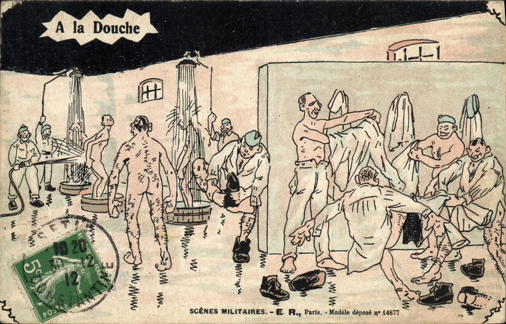 Cenas Militares — Na Chuveirada — E.R., Paris, Modelo depositado n°14877 - Frente